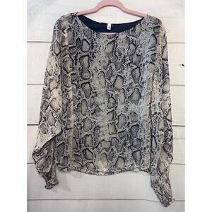 Glam Long Sleeve Top Size Large Animal Print
